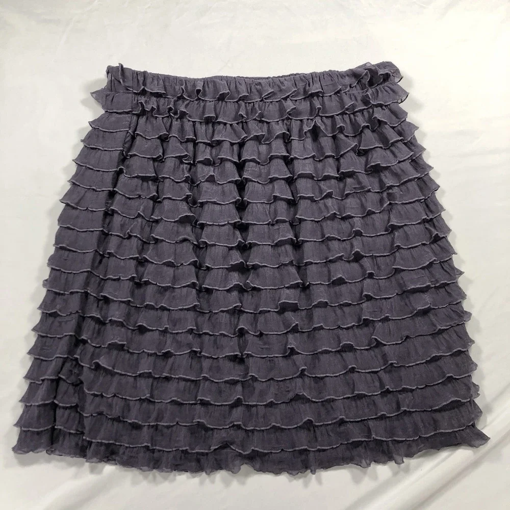 XHILARATION ABOVE-KNEE SKIRT (purple-gray w/ elastic waist & ruffles) Size Small